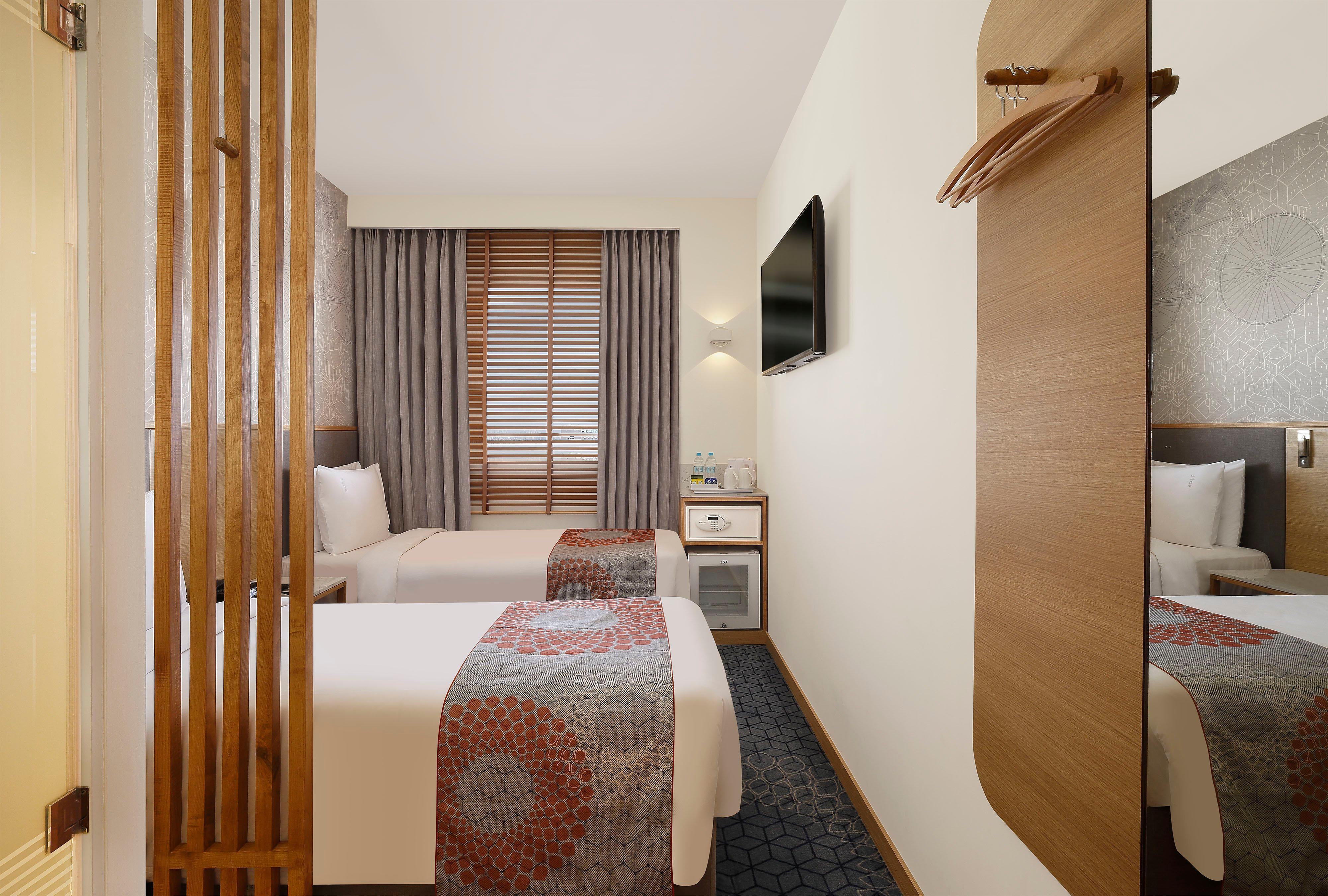 Holiday Inn Express Ahmedabad Prahlad Nagar By Ihg מראה חיצוני תמונה